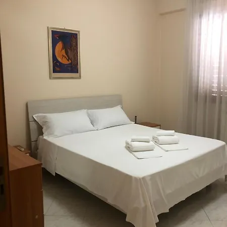 Diana'S Home 锡拉库扎